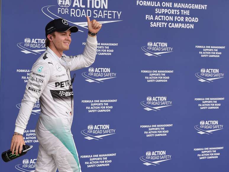 Rosberg diz que treino em Silverstone foi confuso