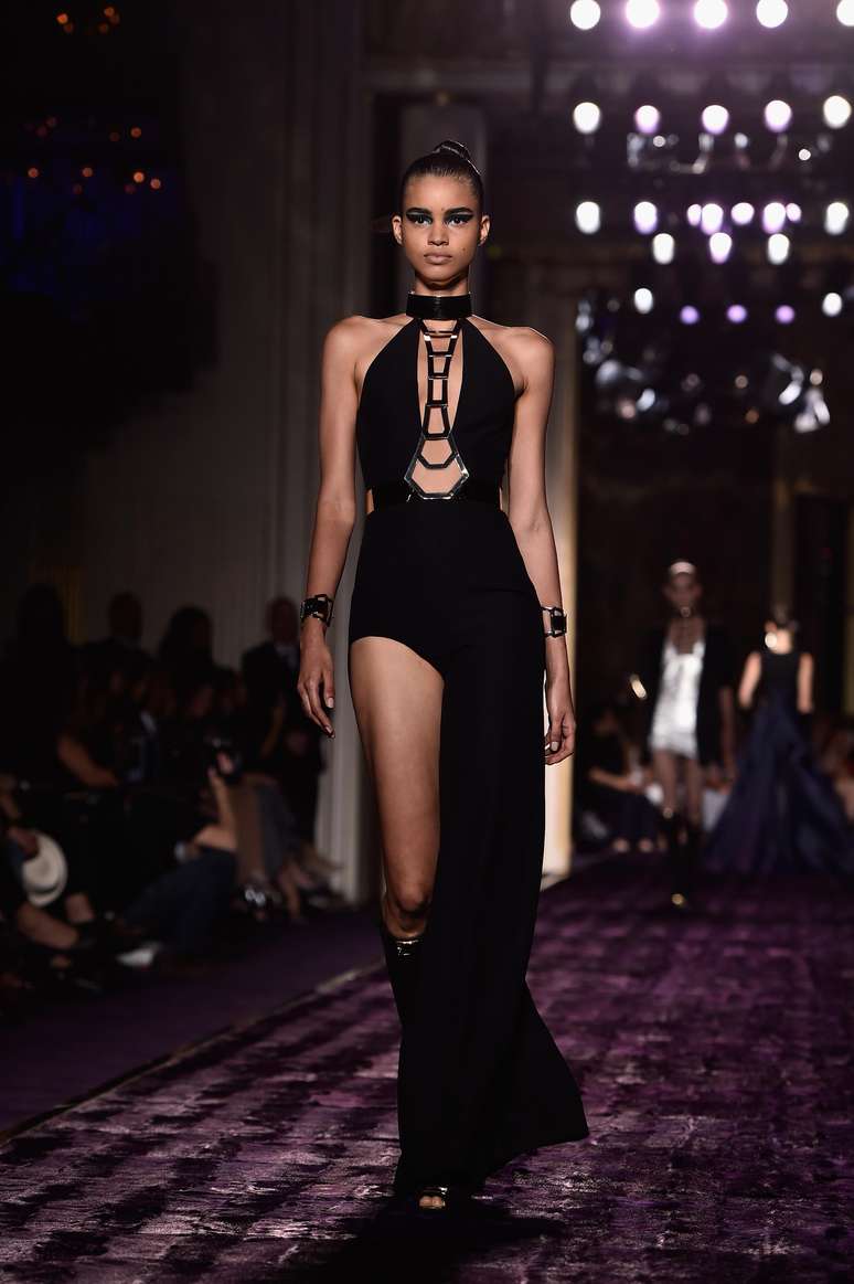 <p>Desfile da Atelier Versace na Semana de Moda de Paris</p>