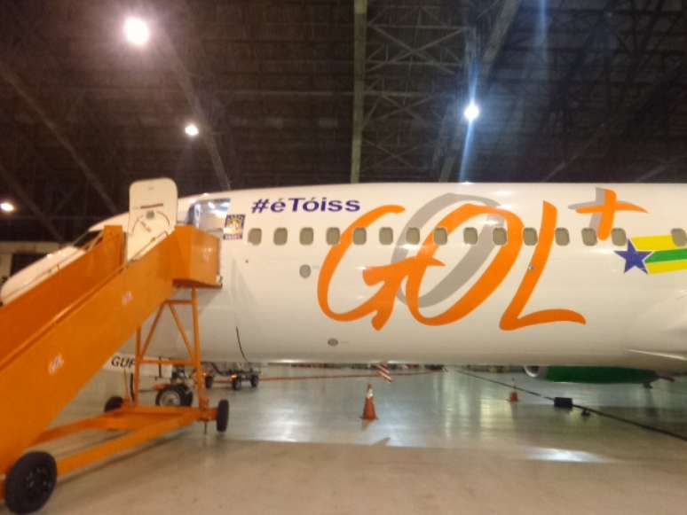Empresa aérea fez homenagem a Neymar em avião da Seleção Brasileira
