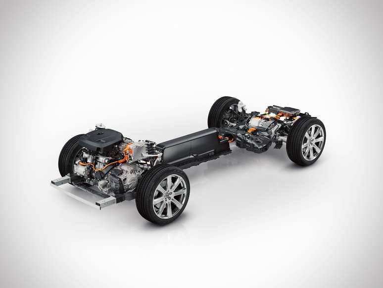 <p>Segundo a Volvo, o novo chassis SPA permite maior flexibilidade para adapatar as baterias ao veículo</p>