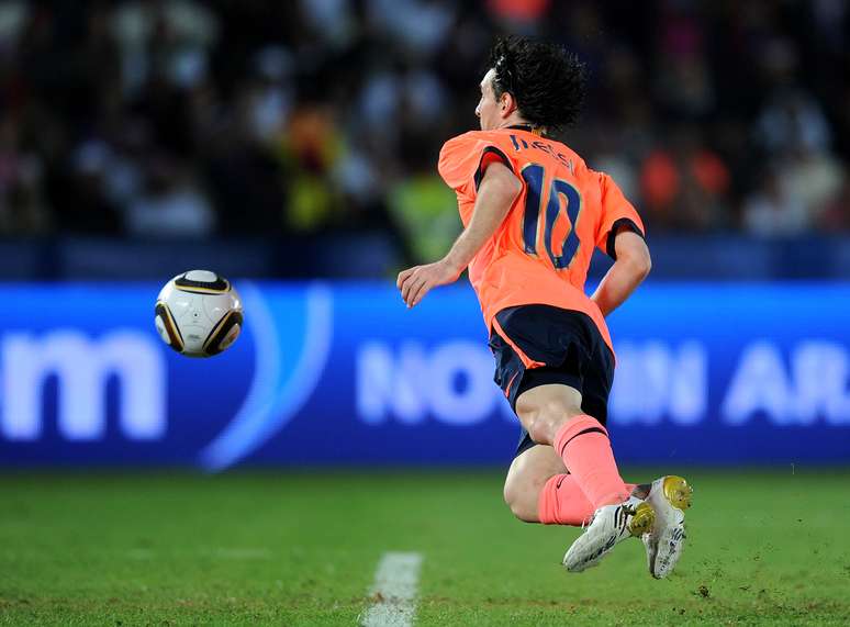 Lionel Messi e o momento exato do gol para o t&iacute;tulo mundial de 2009