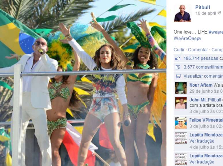 <p>Pitbull cortou Claudinha de foto publicada em seu Facebook</p>