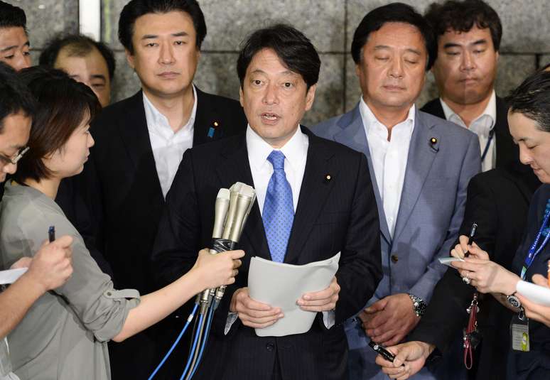Ministro da Defesa do Japão, Itsunori Onodera, criticou o lançamento de mísseis norte-coreanos