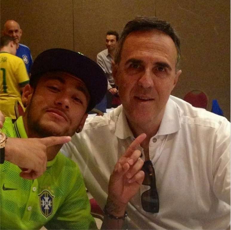 Wagner Ribeiro defende Neymar, que teve R$ 188 milhões bloqueados na Justiça