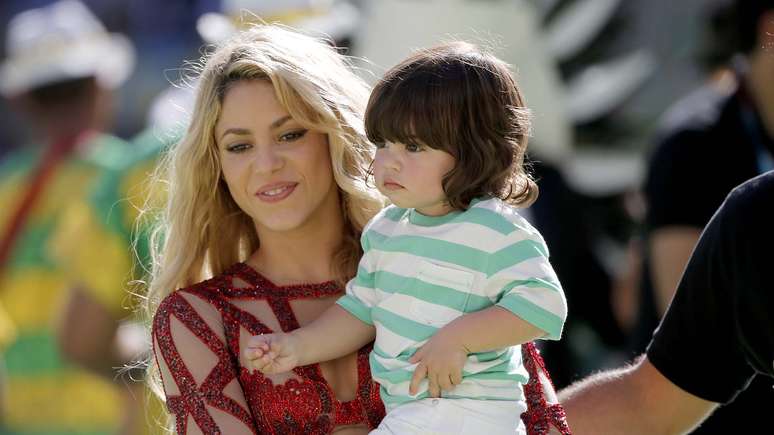 <p>Shakira já mãe de Milan, primeiro filho do relacionamento com Piqué</p>