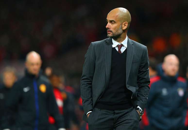 <p>Guardiola quer um substituto de Javi Martinez</p>