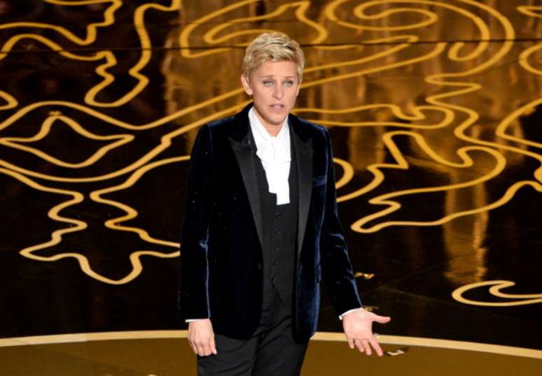 <p>A apresentadora e comediante Ellen DeGeneres, 56 anos, tem um talento que ultrapassa as boas piadas, a grande habilidade no palco ou a desenvoltura invej&aacute;vel como mestre de cerim&ocirc;nias: ela &eacute; tamb&eacute;m uma grande ativista</p>
