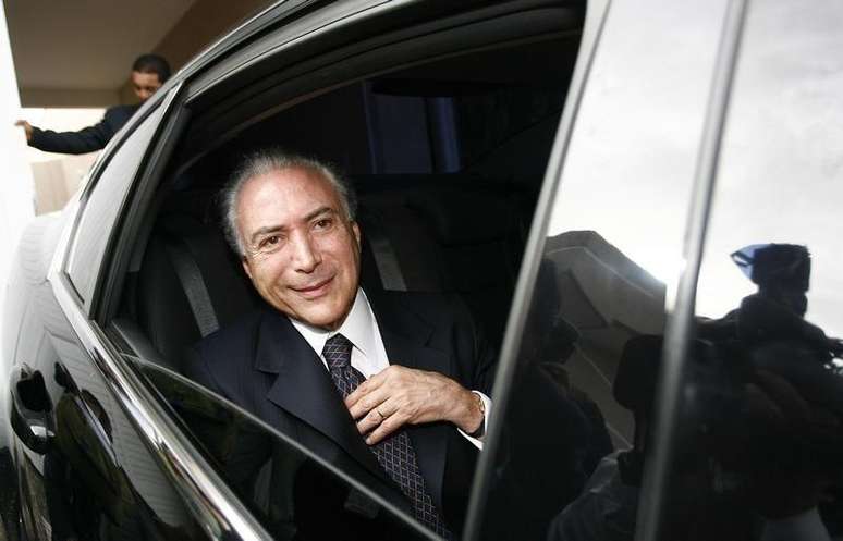 Vice-presidente, Michel Temer, pede que população tenha paciência com o ajuste fiscal