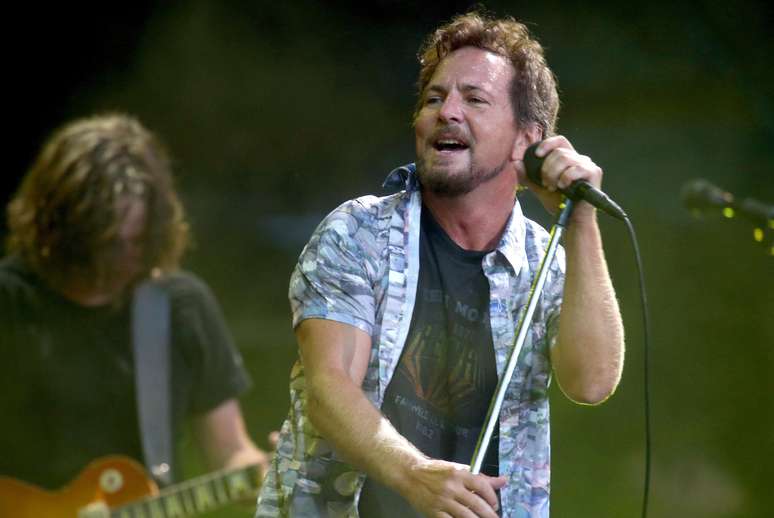 <p>Eddie Vedder</p>