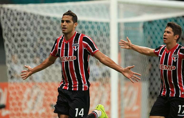 Alan Kardec fez seu primeiro jogo oficial pelo São Paulo