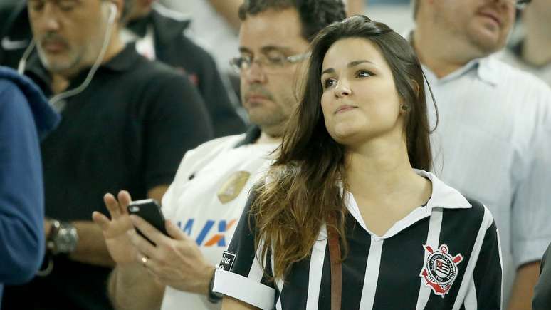 <p>Em primeiro jogo após a Copa, torcida do Corinthians comparece a nova Arena e acompanha vitória contra Inter, por 2 a 1</p>