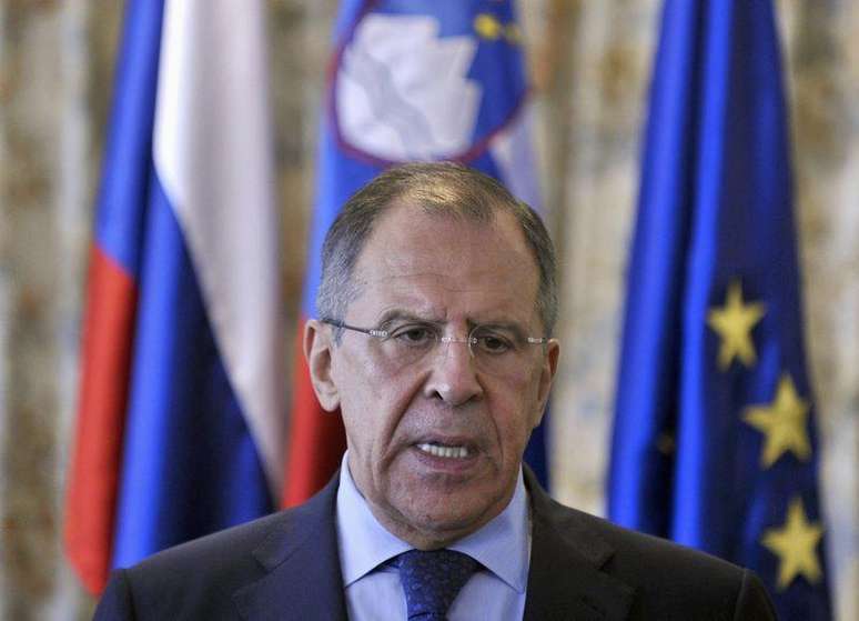 <p>&quot;Esse crime vil ser&aacute; investigado com todo o rigor da lei&quot;, disse&nbsp;Serguei Lavrov</p>