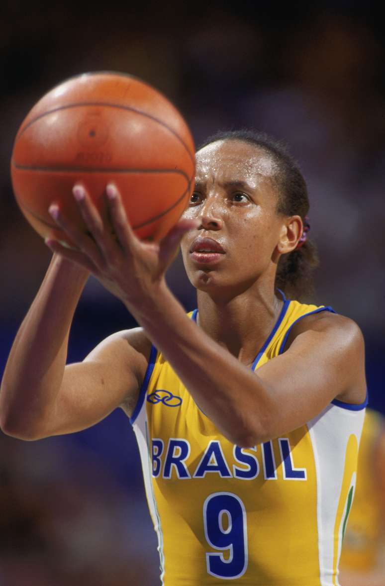 Janeth é a terceira maior pontuadora da Seleção Brasileira