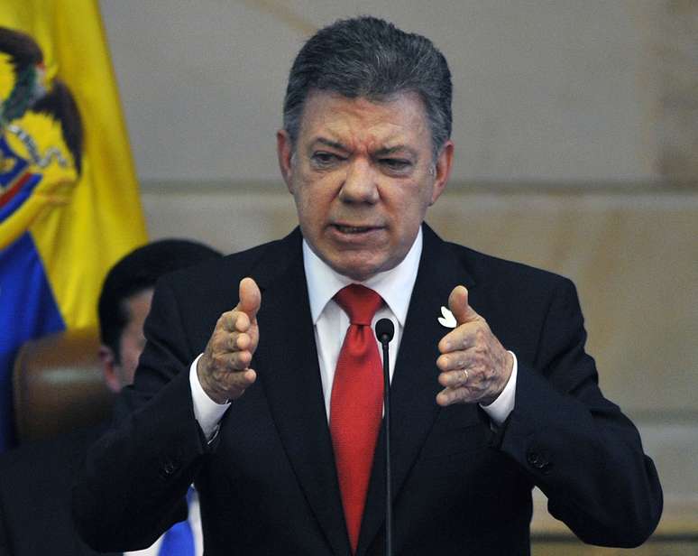 O presidente da Colômbia, Juan Manuel Santos, discursa durante a instalação do novo Congresso do país, em Bogotá