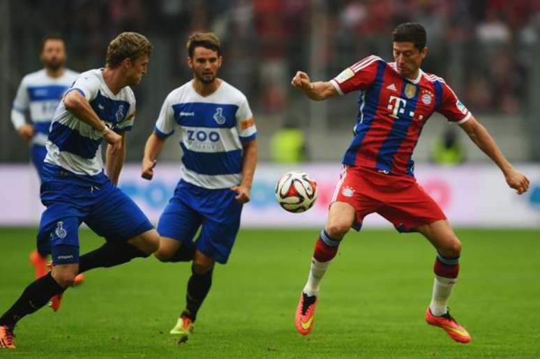 Lewandoswki fez sua primeira partida com a camisa do Bayern