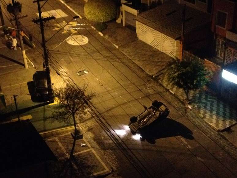 <p>Acidente ocorreu por volta das 5h40 desta ter&ccedil;a-feira</p>