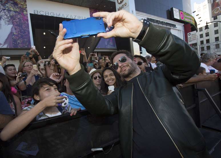 O elenco de Guardiões da Galáxia se reuniu na première do filme em Hollywood, na Califórnia. Na foto, Bradley Cooper