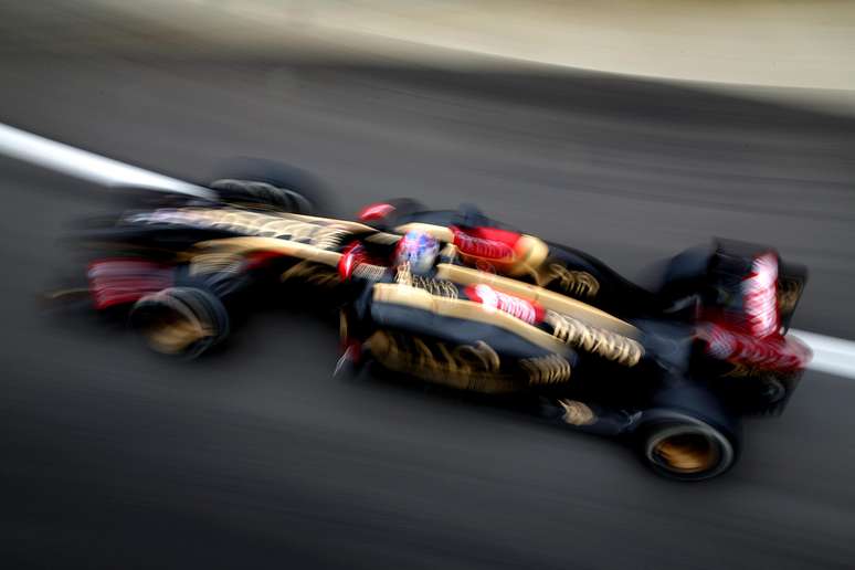 <p>Em 2013, Haas esteve vinculado a possível compra de uma equipe; Lotus e Caterham foram cotadas</p>