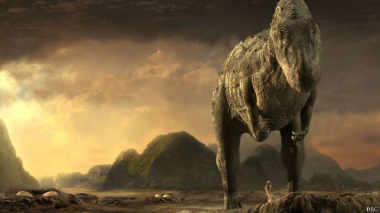 <p>De acordo com o estudioso Steve Brusatte, da Universidade de Edinburgo, é possível que os dinossauros tivessem desenvolvido inteligência se tivessem continuado a existir</p>