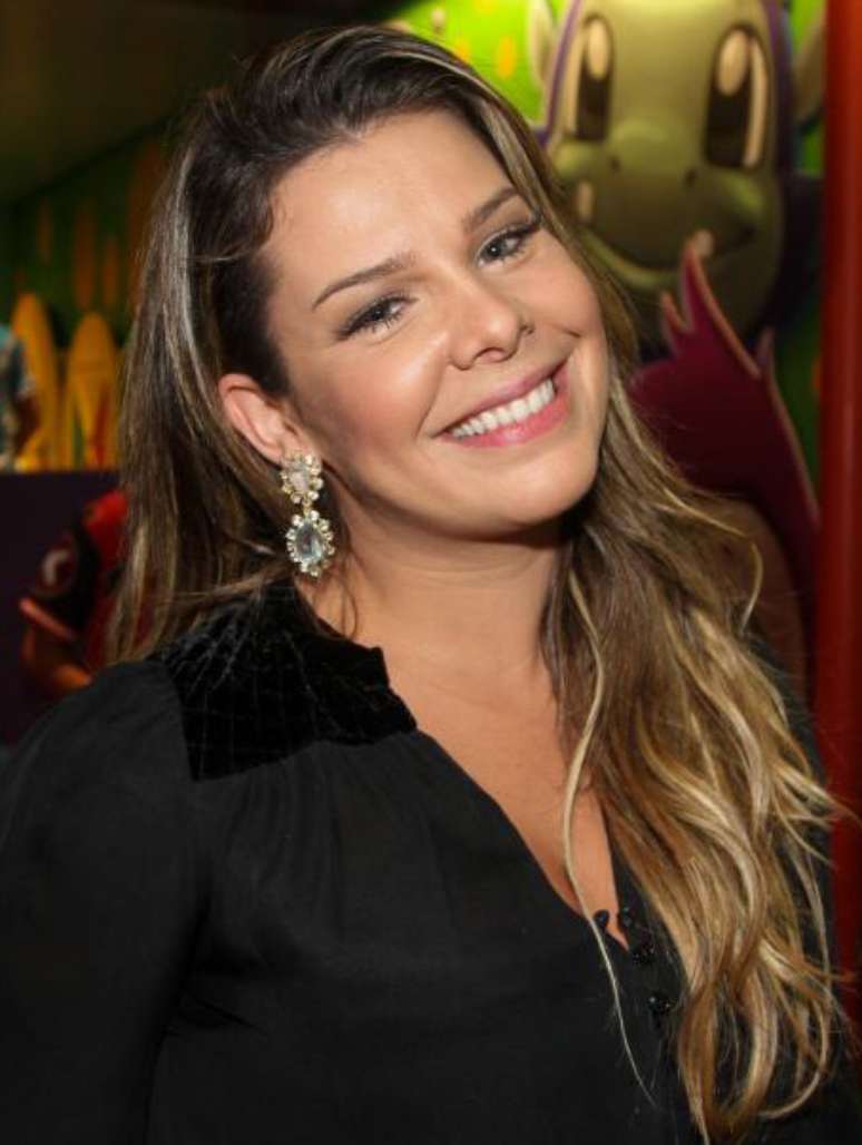 <p>Fernanda Souza será repórter do 'The Voice'</p>