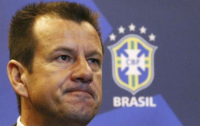 <p>Dunga, anunciado como t&eacute;cnico do Brasil em 22 de julho, far&aacute; a reestreia no dia 5</p>