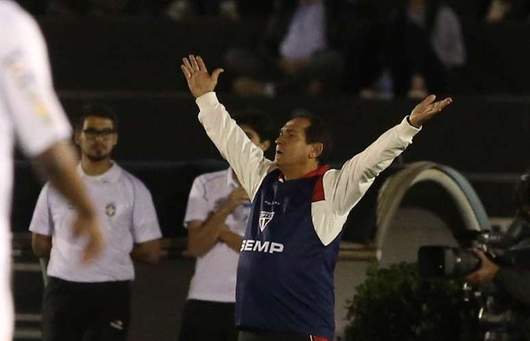 <p>Muricy Ramalho não vai poder escalar Kaká contra o Criciúma</p>