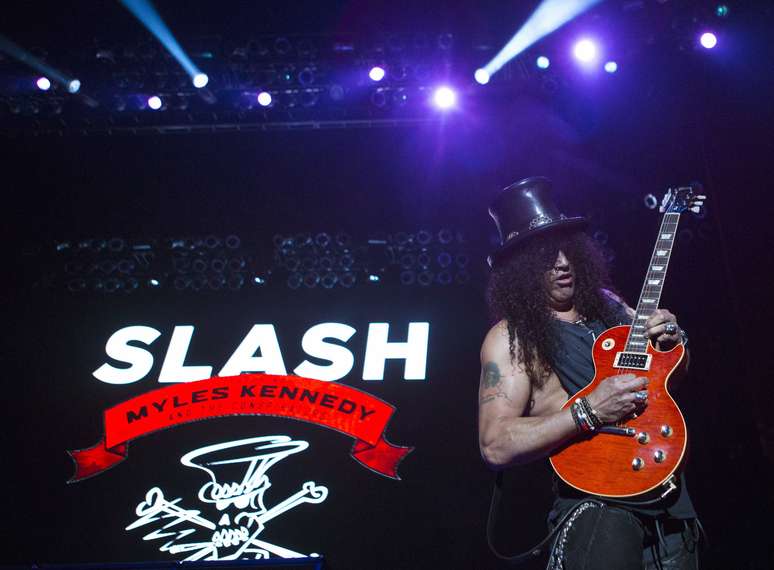 O ex-guitarrista do Guns N' Roses Slash e a banda Aerosmith se apresentaram nesta quinta-feira (30), em Inglewood, na Califórnia, como parte da turnê Let Rock Rule