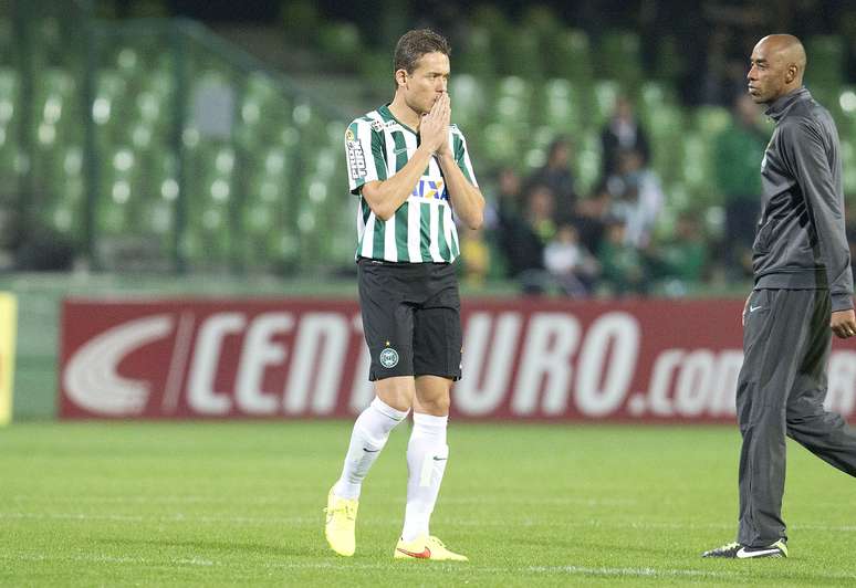 Keirrison foi titular do Coritiba apenas duas vezes em 2015