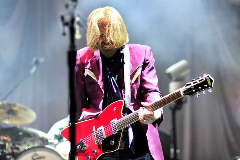 Tom Petty se apresentou com sua banda, The Heartbreakers, na Califórnia