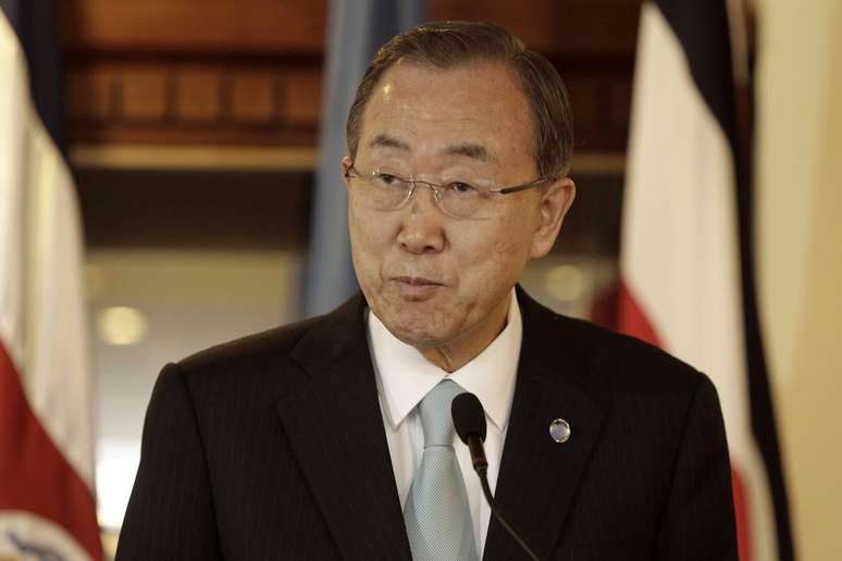 Em um comunicado, Ban solicitou aos beligerantes "o início, o mais cedo possível, de negociações no Cairo para se alcançar uma trégua durável e tratar dos problemas que estão na origem" do conflito