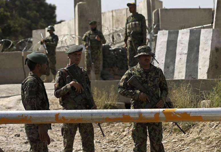 <p>Soldados tomaram conta de academia de treinamento militar em Cabul na &uacute;ltima ter&ccedil;a-feira</p>