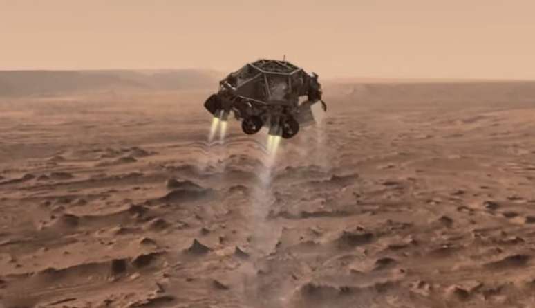 <p>Imagens disponibilizadas pela Nasa mostram a sonda pousando no solo de Marte em agosto de 2012</p>