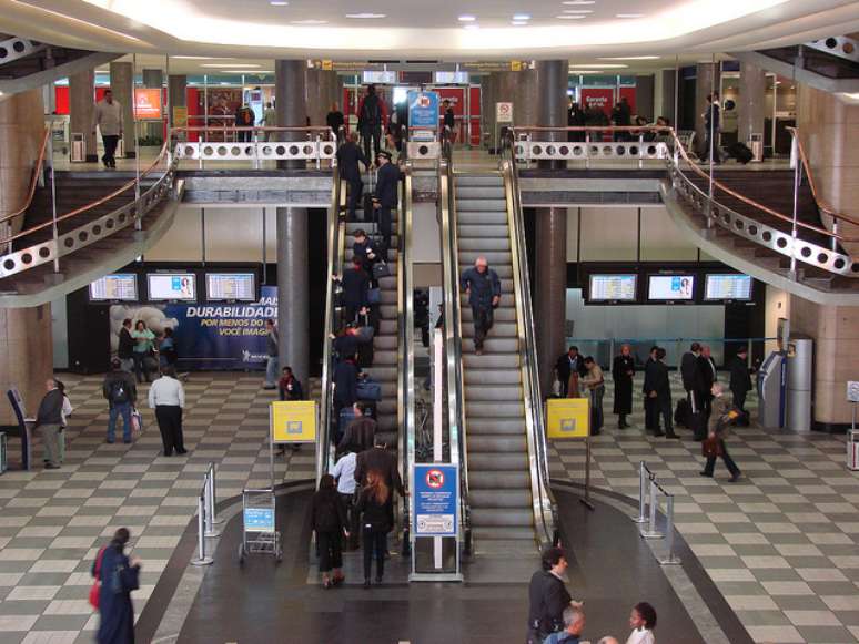 Lojas em aeroportos dão maior visibilidade para a marca, ajudam na sua expansão e geram faturamento maior do que em outros locais 