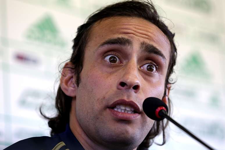 <p>Ap&oacute;s tentativa de neg&oacute;cio frustrada, Valdivia est&aacute; de volta ao Palmeiras</p>