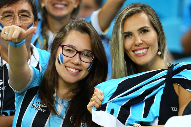 <p>Torcida do Grêmio pode comemorar a liderança do ranking da CBF</p>
