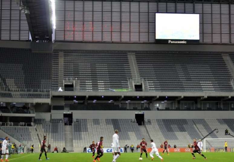 Arena da Baixada, pela Série A, ainda possui um jogo a cumprir com os portões fechados