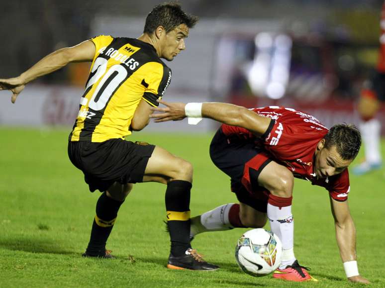Peñarol venceu o Jorge Wilstermann no duelo de ida