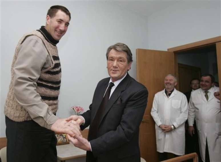 Leonid Stadnik tinha um 2,57 e era considerado um dos homens mais altos do mundo