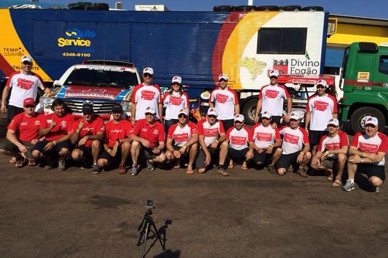 Reinaldo Varela e os filhos Gabriel e Rodrigo s&atilde;o os pilotos do Divino Fog&atilde;o Rally Team