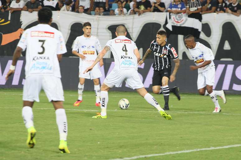 Guerrero trombou com o árbitro na noite desta quarta-feira