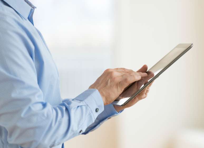 <p>Tablets com telas grandes podem facilitar o acesso do usuário</p>