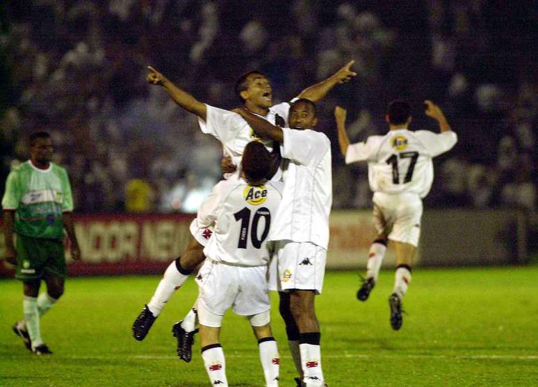 Palmeiras 3 x 0 Vasco no intervalo? Cad&ecirc; o Rom&aacute;rio pra conseguir a virada?