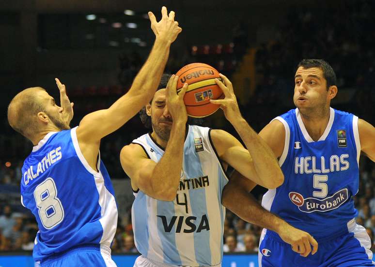 De olho no Mundial, Seleção Brasileira de basquete bate a Argentina