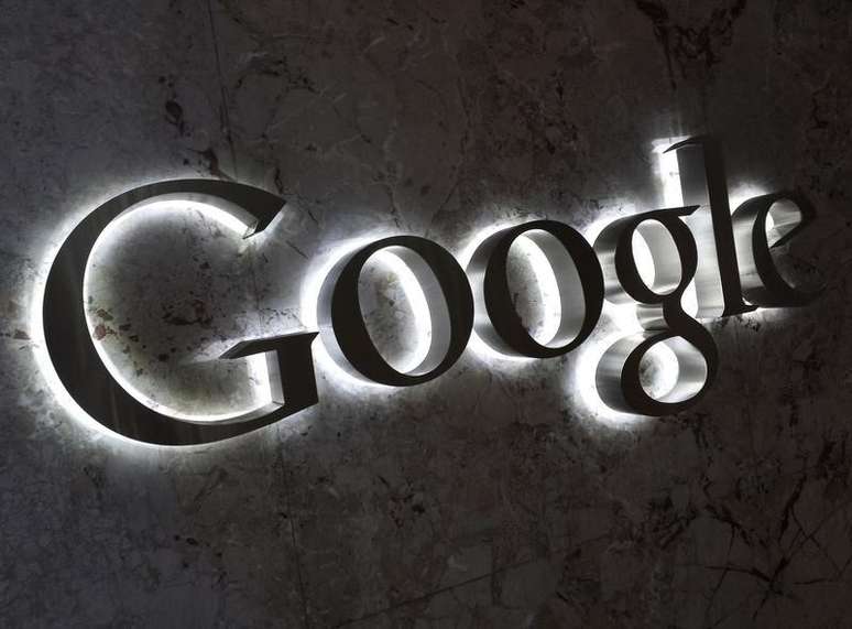 <p>Em julho, o Google disse que tinha recebido mais de 90 mil pedidos e aceito mais da metade</p>