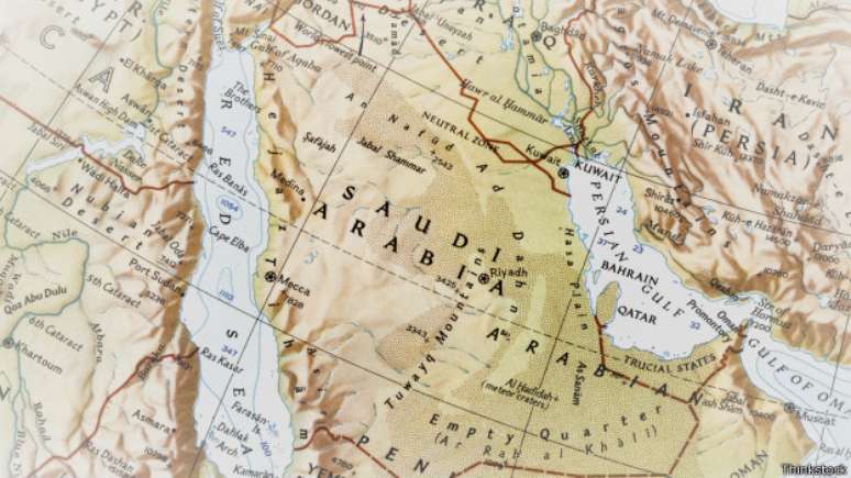 A Arábia Saudita tem o mais longo deserto do mundo e as temperaturas podem ultrapassar os 50° C