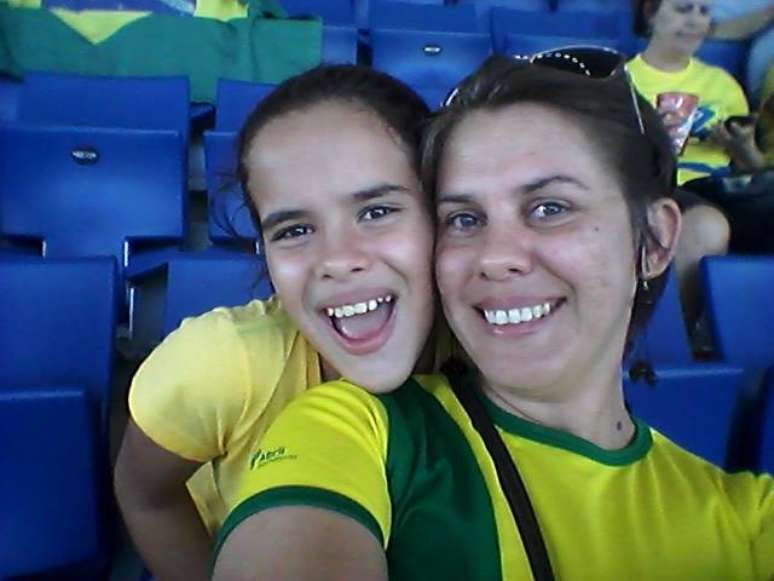 Dani Danchura vai levar a filha Lua Maria ao jogo do Flamengo