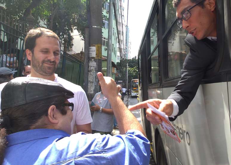 <p>O <strong>Terra</strong> acompanhou um dia do candidato</p><p>&nbsp;</p>