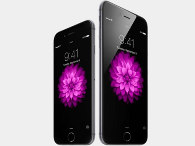 <p>O iPhone 6 menor, de 4.7 polegadas, ainda est&aacute; dispon&iacute;vel para entrega em 19 de setembro</p>