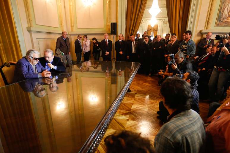 Até fotos dos bastidores da visita foram divulgadas pelo governo gaúcho