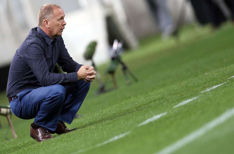 Mano acompanha a vit&oacute;ria de sua equipe na Arena Corinthians